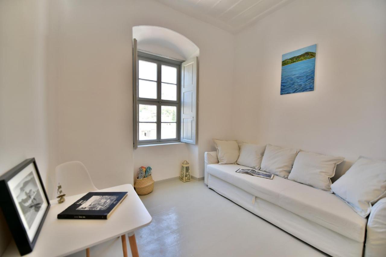 Hydra Art Suites Екстер'єр фото